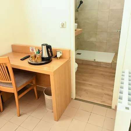 Hotel Le Coureau 2*